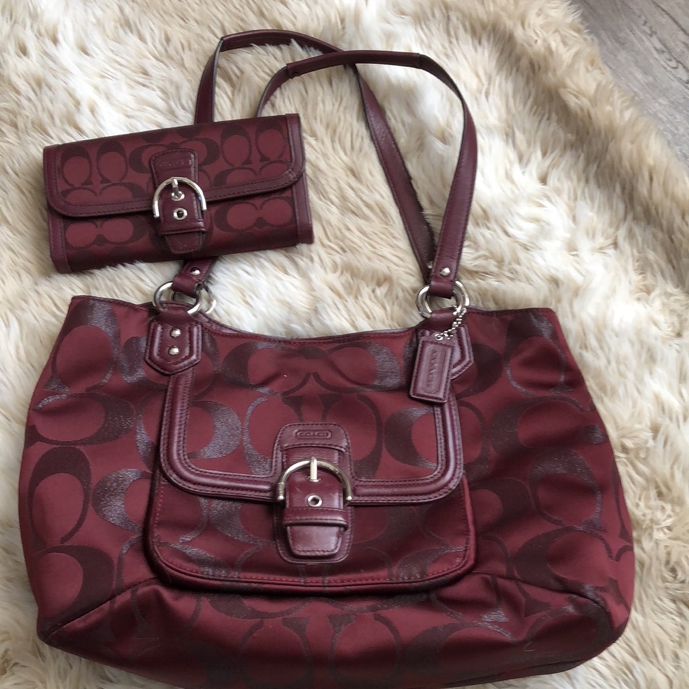 COACH burgundy shoulder bag with wallet